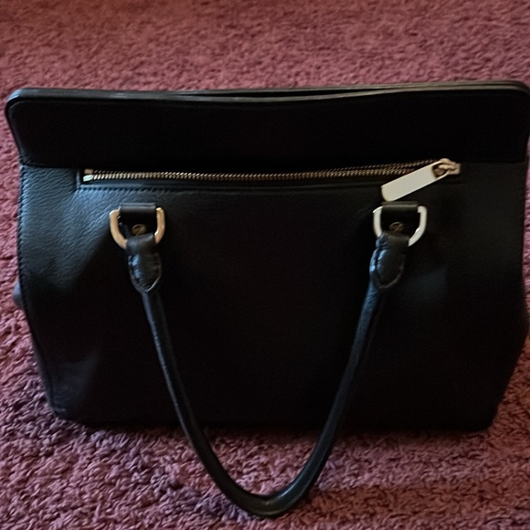 ✨CLOSET CLEAN OUT: Black Michael Kors Purse - Picture 3 of 5
